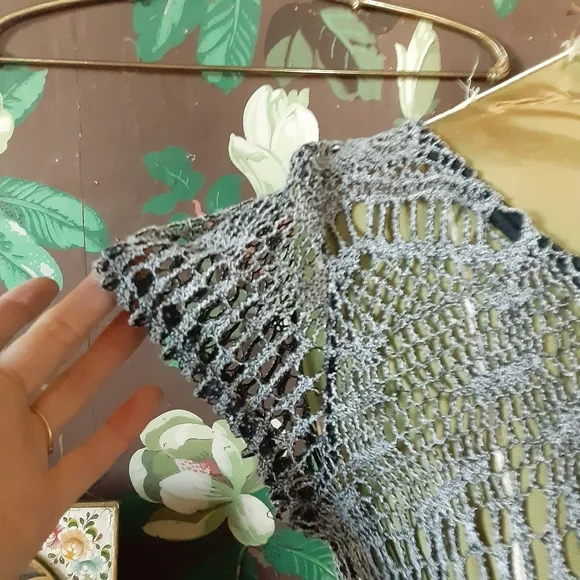 BELLA D Open Knit Pullover Top Open Back Size Medium - Picture 5 of 12